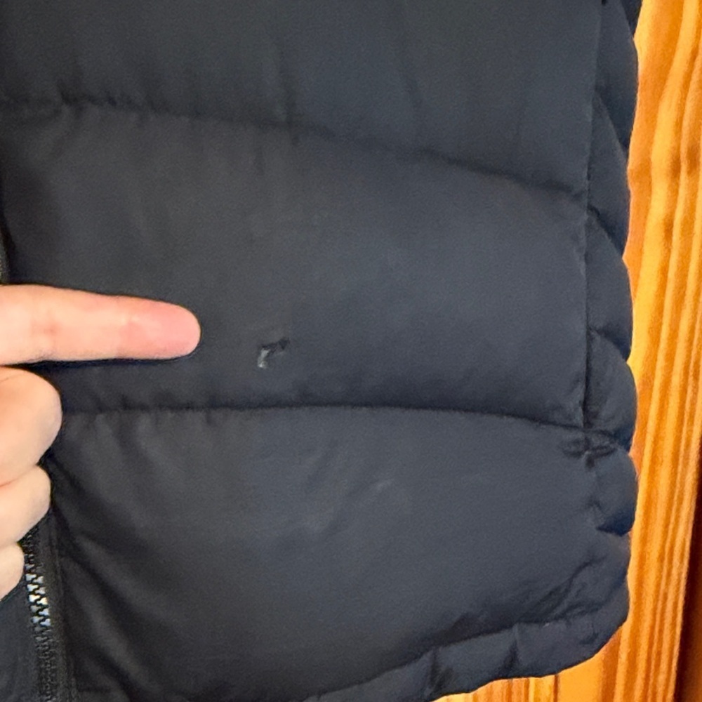 Cabela's Black Quilted Vest - Picture 4 of 9